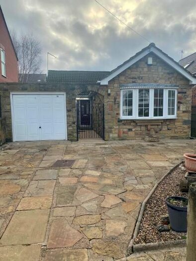2 Bedroom Bungalow To Rent In Roper Avenue, West Yorkshire, Leeds, LS8