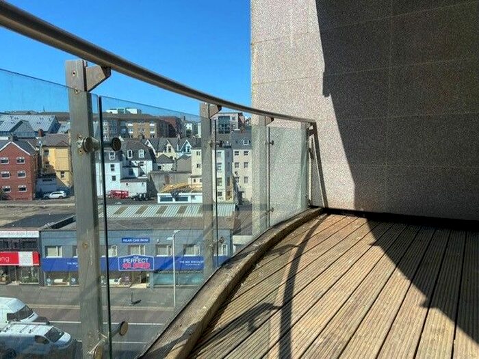 2 Bedroom Flat To Rent In Exeter Street, Plymouth, PL4