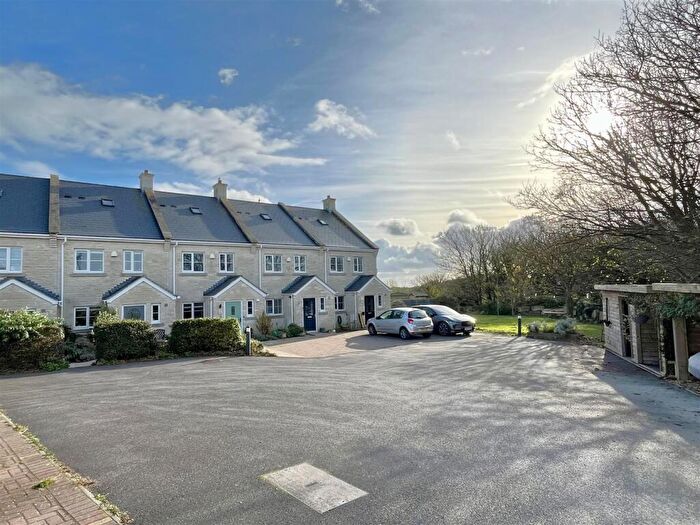 3 Bedroom Town House For Sale In Thumb Lane, Weston, Portland, DT5