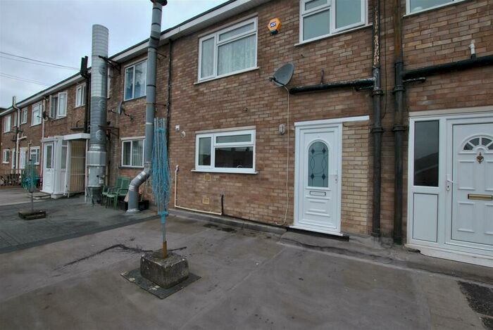 3 Bedroom Maisonette To Rent In East Dundry Road, Bristol, BS14