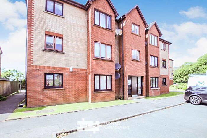 2 Bedroom Flat To Rent In / Bulldale Court, Glasgow, G14