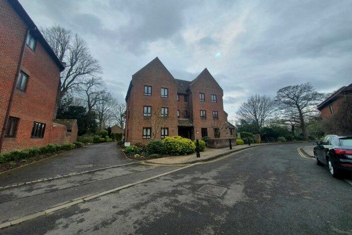 1 Bedroom Flat To Rent In The Parchment, Havant, PO9