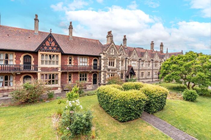 1 Bedroom Flat To Rent In Barstaple House - Old Market, BS2