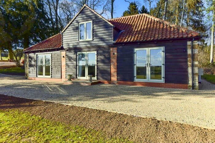 2 Bedroom Cottage To Rent In Hall Drive, Oakham, LE15