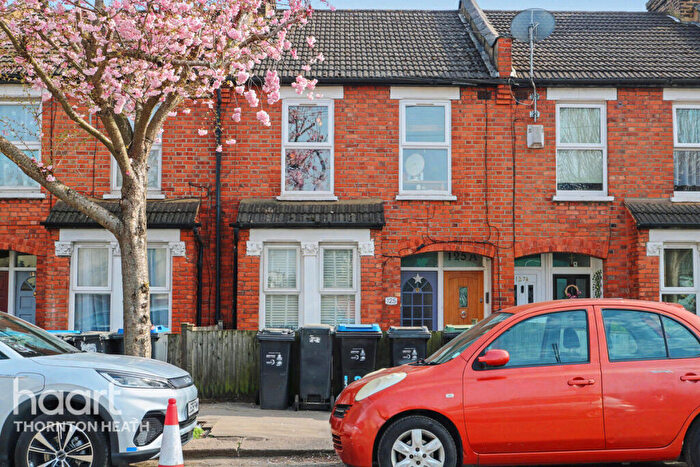 2 Bedroom Maisonette For Sale In Ecclesbourne Road, Thornton Heath, CR7