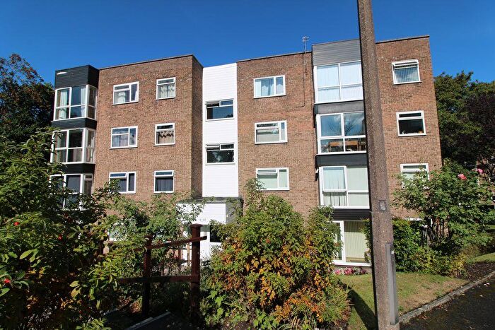 2 Bedroom Flat For Sale In Brentwood Court, Lowther Road, Manchester, M25