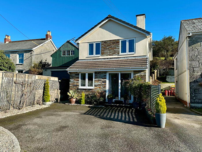 3 Bedroom Detached House For Sale In Ruddlemoor, St Austell, PL26