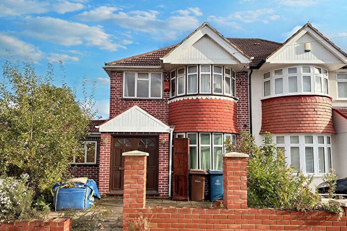 3 Bedroom Semi Detached House For Sale In Glebe Avenue, Queensbury, Harrow, HA3