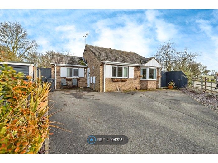 2 Bedroom Bungalow To Rent In Field Close, Nettleham, Lincoln, LN2