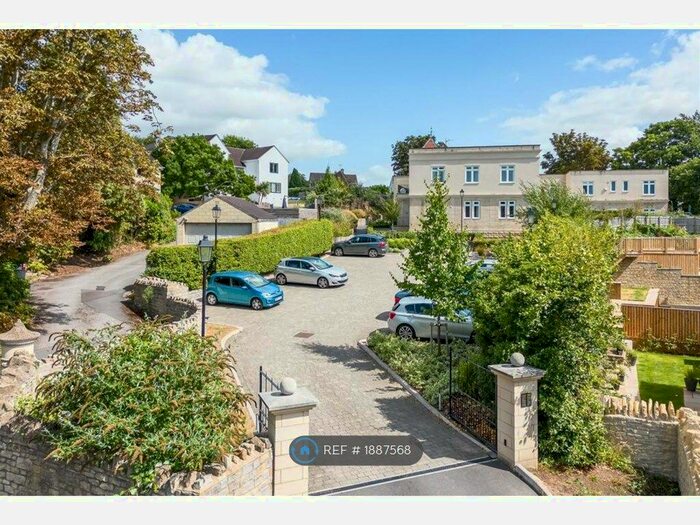 2 Bedroom Flat To Rent In Batheaston, Bath, BA1