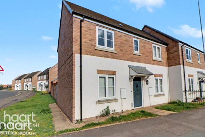 3 Bedroom Semi Detached House For Sale In Constantine Drive, Cardea, PE2