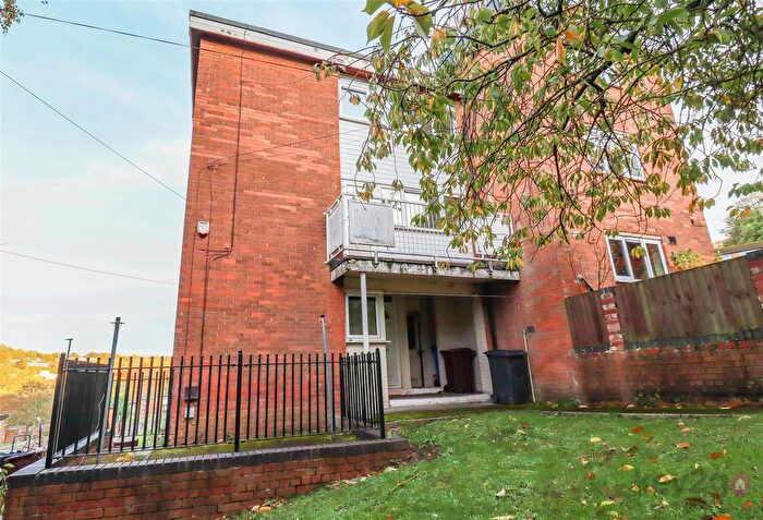 3 Bedroom Flat To Rent In Gaunt Road, S14