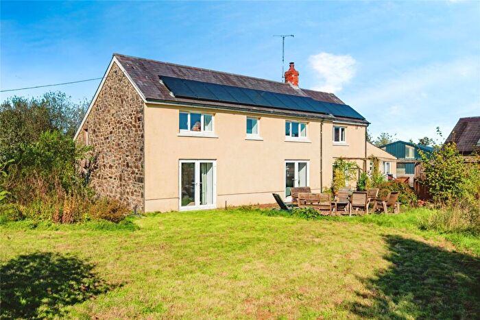 4 Bedroom Detached House For Sale In Bedw, Rhydargaeau, Carmarthen, SA32