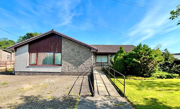 4 Bedroom Detached Bungalow For Sale In South Street, Armadale, EH48