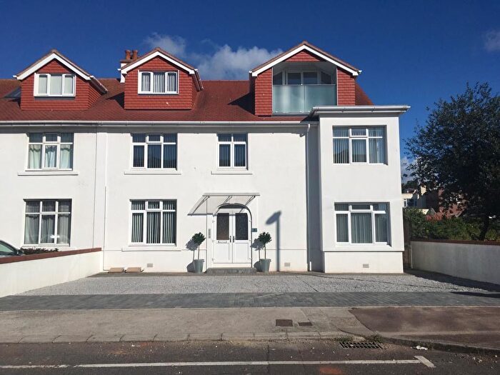 2 Bedroom Flat To Rent In Eugene Road, Paignton, TQ3