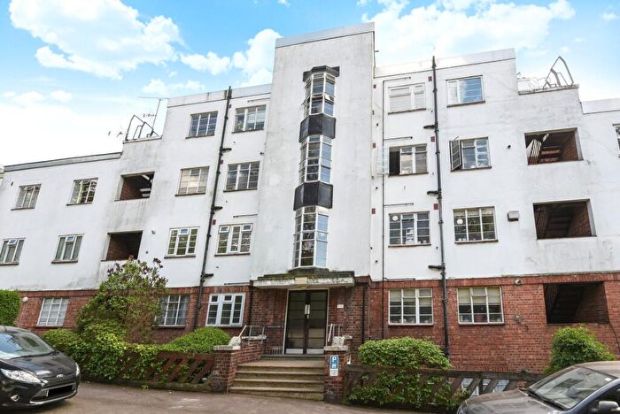 2 Bedroom Apartment For Sale In The Woodlands, London, SE19
