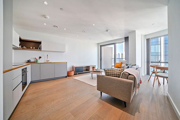 2 Bedroom Flat To Rent In No., Upper Riverside, Cutter Lane, Greenwich Peninsula, SE10
