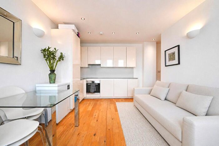 1 Bedroom Flat For Sale In Channelsea House, Canning Road, London, E15