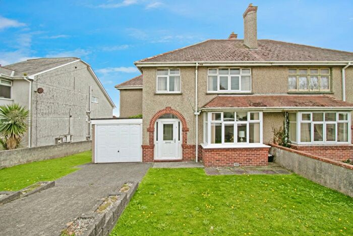 4 Bedroom Semi-detached House For Sale In Trelawney Road, Newquay, Cornwall, TR7