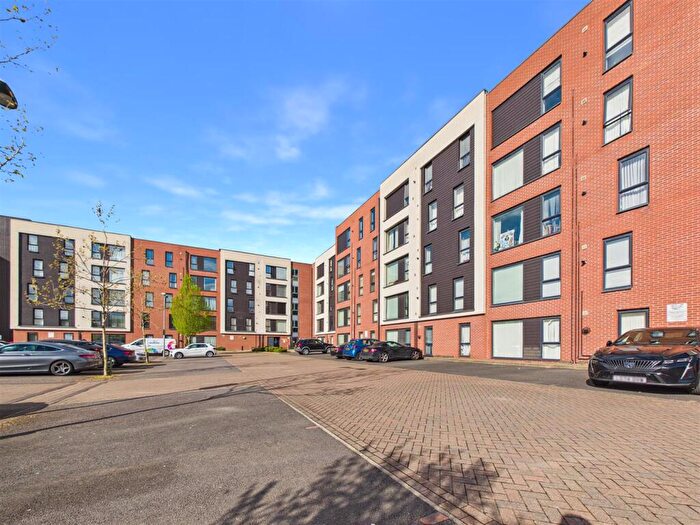 3 Bedroom Apartment For Sale In Monticello Way, Bannerbrook Park, Coventry, CV4