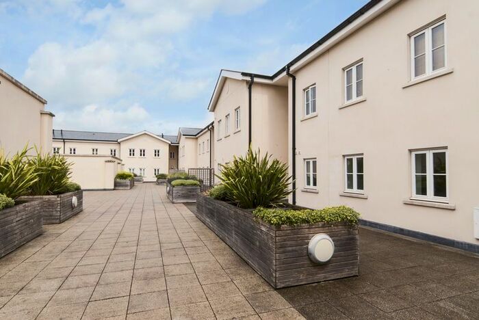 2 Bedroom Flat To Rent In New Marchants Passage, Bath, BA1