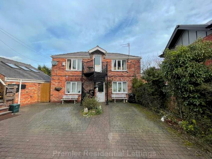 1 Bedroom Apartment To Rent In Grosvenor House, Edge Lane, Manchester, M32