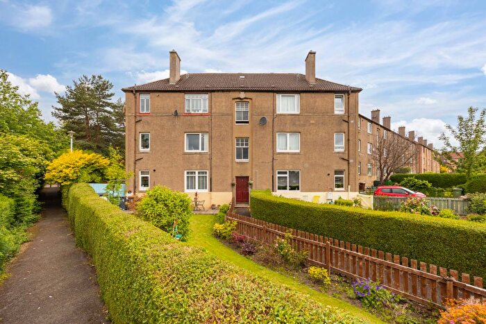 2 Bedroom Flat For Sale In / Northfield Farm Road, Edinburgh, EH8