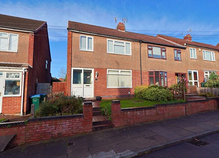 3 Bedroom End Terrace House For Sale In Aldbury Rise, Allesley Park, Coventry - No Chain, CV5