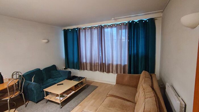 1 Bedroom Flat To Rent In Cranbrook House, Nottingham, NG1