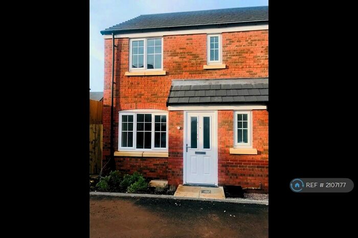 3 Bedroom Semi-Detached House To Rent In Burnet Close, Shavington, CW2