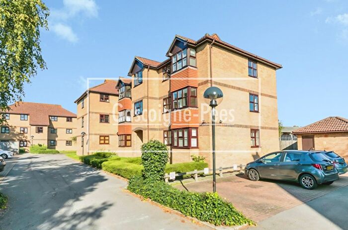 2 Bedroom Flat To Rent In Guildford, GU1
