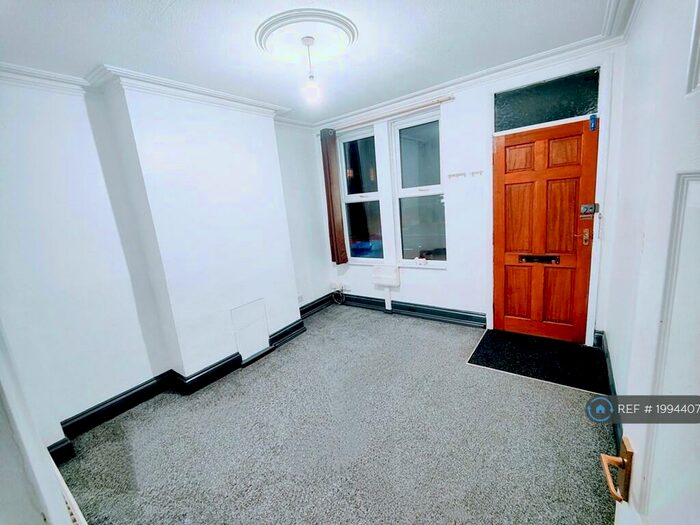 3 Bedroom Terraced House To Rent In Slack Lane, Derby, DE22