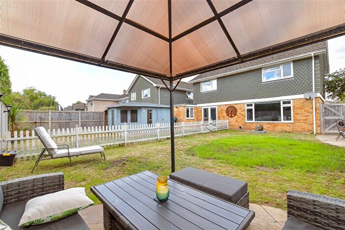 4 Bedroom Detached House For Sale In Marden Avenue, Chichester, West Sussex, PO19