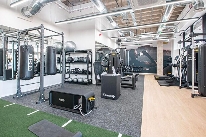 1 Bedroom Apartment To Rent In Station House, Central Milton Keynes, MK9