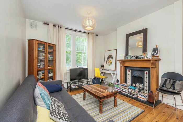 1 Bedroom Flat To Rent In Thornhill Road, Barnsbury, N1