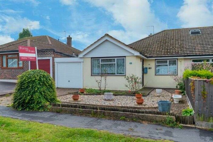 3 Bedroom Property To Rent In Ashfield Road, Chesham, HP5