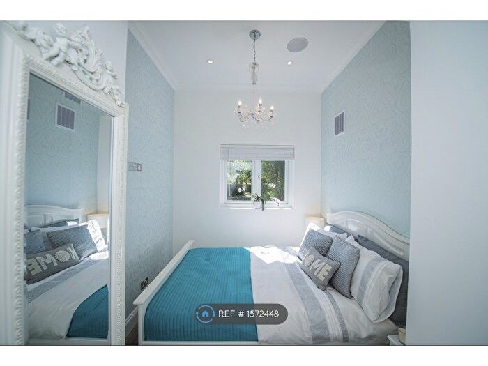 2 Bedroom Flat To Rent In Ealing, London, W5