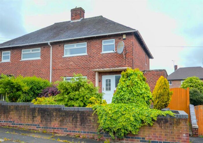 3 Bedroom Semi-Detached House To Rent In Bowden Wood Crescent, S9