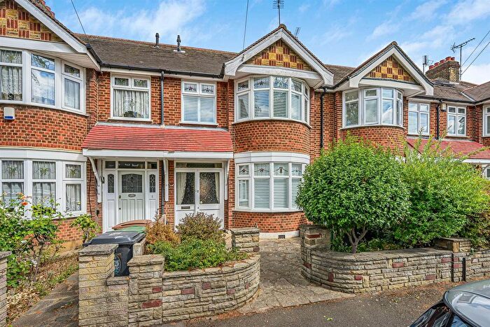 3 Bedroom Terraced House For Sale In Woodview Avenue, Chingford, E4