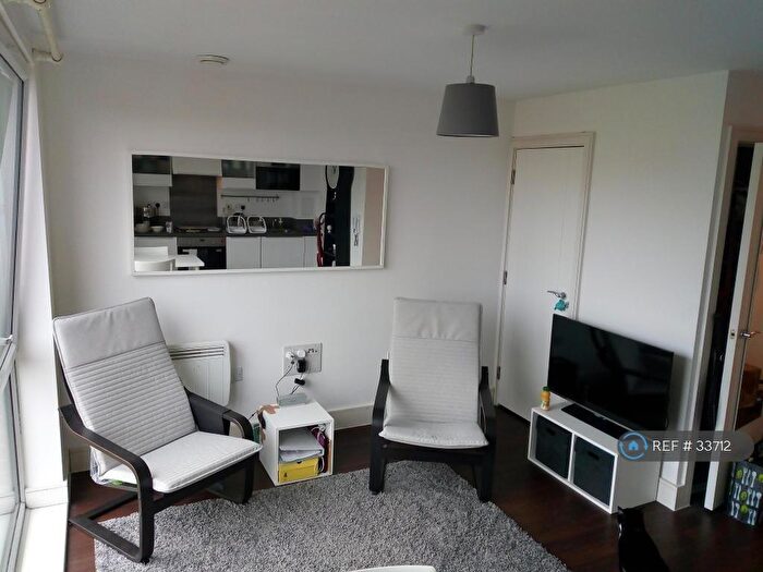 1 Bedroom Flat To Rent In Turner House, London, SE8