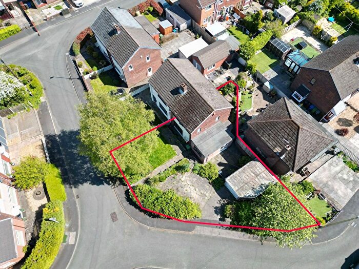 2 Bedroom Semi Detached House For Sale In Edinburgh Drive, Wigan, WN5