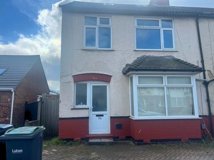 5 Bedroom Semi-Detached House To Rent In Linden Road, Luton, LU4