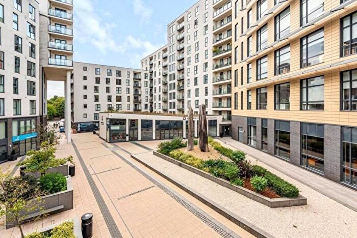 1 Bedroom Apartment To Rent In Woking, Surrey, GU22