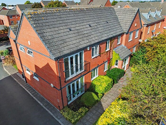 2 Bedroom Flat For Sale In Hawthorne Avenue, Long Eaton, NG10