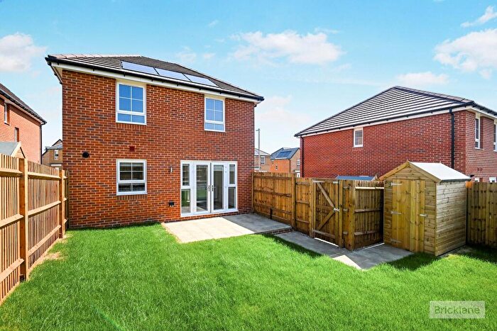 4 Bedroom House To Rent In Evelina Way, ME10