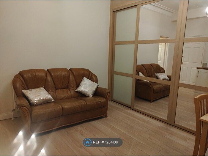 2 Bedroom Flat To Rent In Featherstone Street, Sunderland, SR6