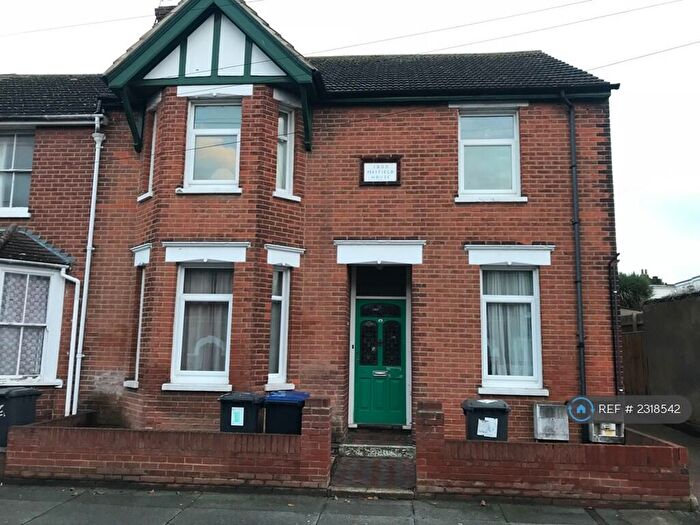 4 Bedroom Flat To Rent In St. Martins Road, Canterbury, CT1