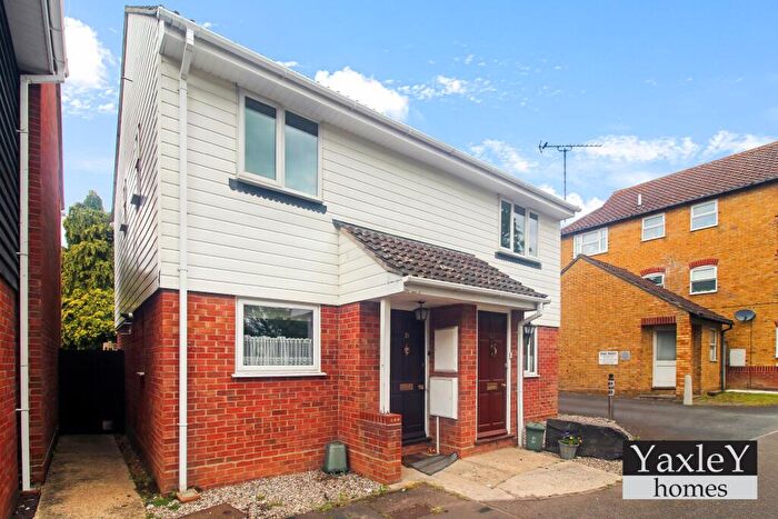 2 Bedroom Maisonette To Rent In Armiger Way, Witham, CM8