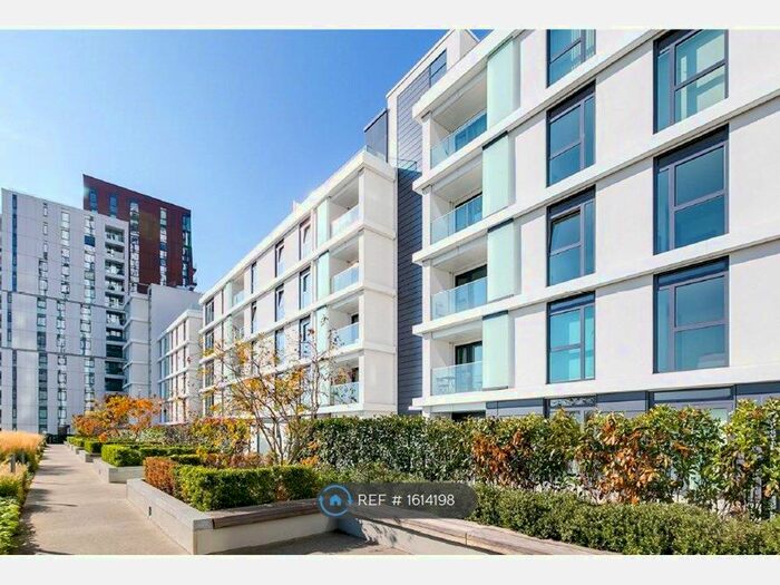 2 Bedroom Flat To Rent In Collet House, London, SW8