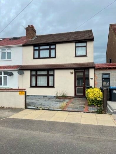 3 Bedroom Terraced House To Rent In Woodlands Road, London, N9